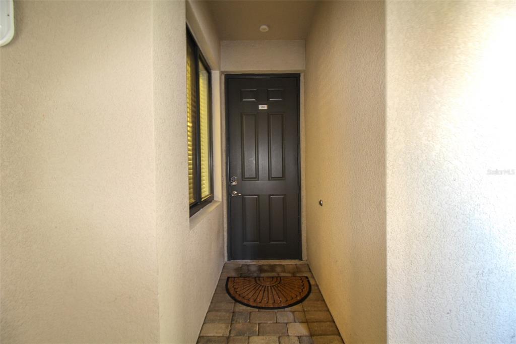 Image 11 of 53 For 16814 Vardon Terrace 102
