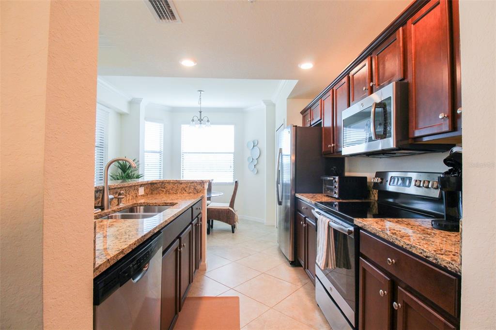 Image 34 of 53 For 16814 Vardon Terrace 102