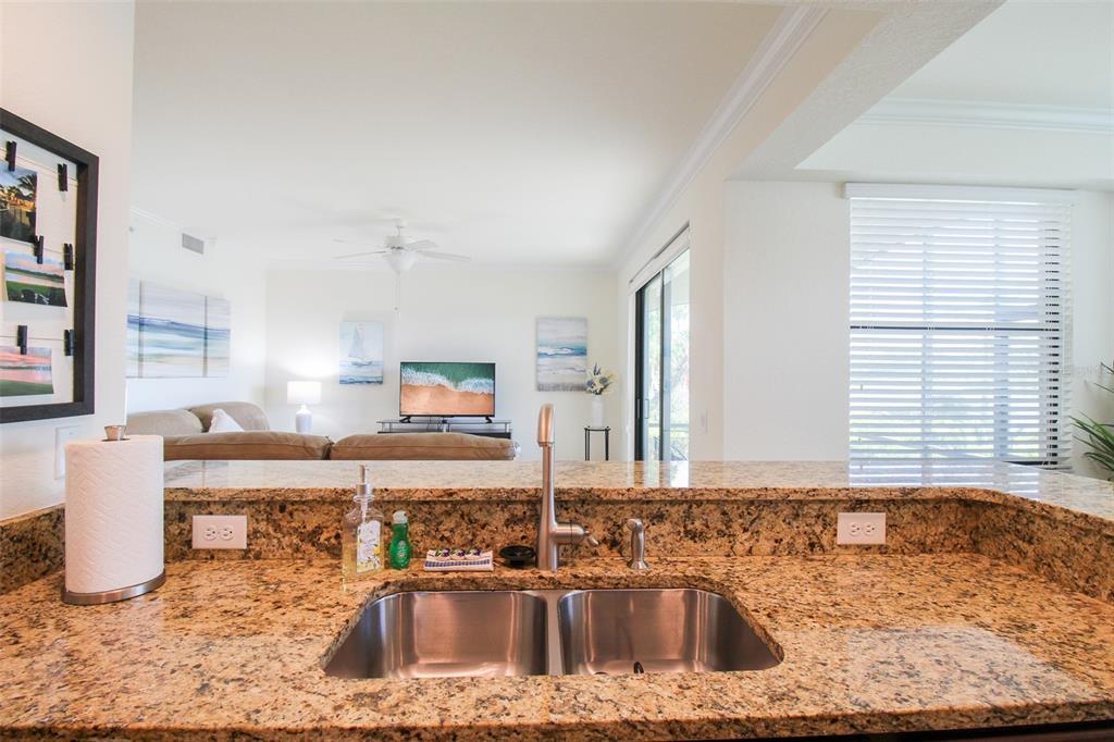 Image 37 of 53 For 16814 Vardon Terrace 102