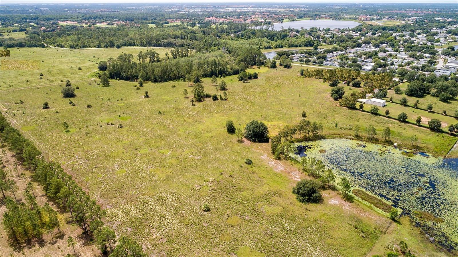 Image 2 of 5 For 14088 Lake Gifford Way