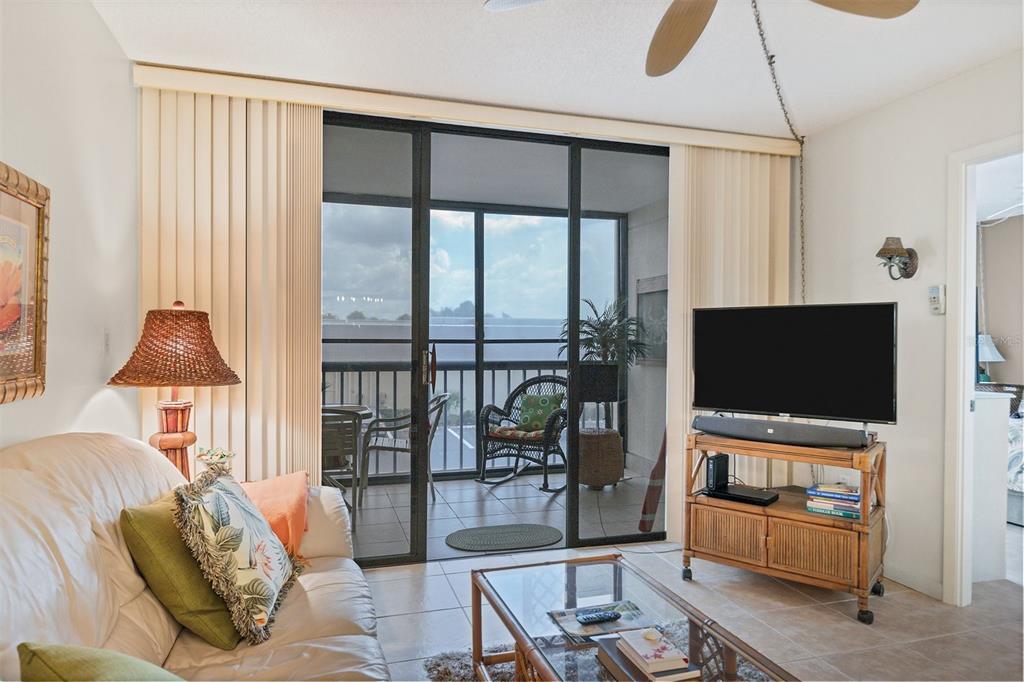 Image 11 of 29 For 3006 Caring Way 203