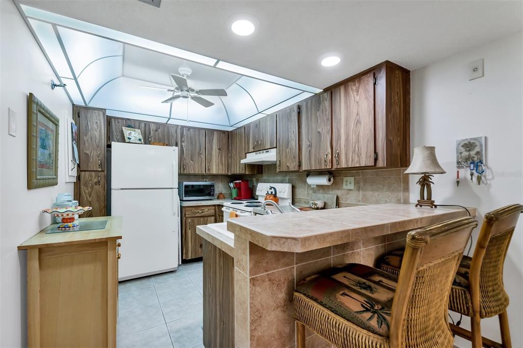 Image 5 of 29 For 3006 Caring Way 203