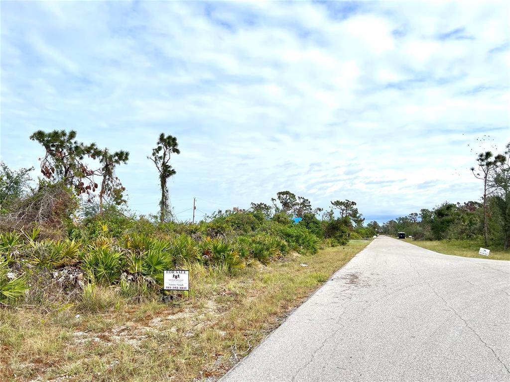 Image 5 of 11 For 12324 Hathaway Terrace