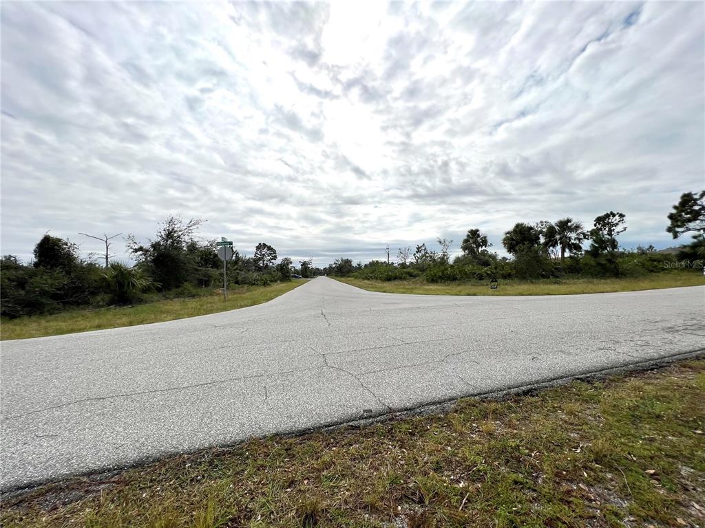 Image 8 of 11 For 12324 Hathaway Terrace