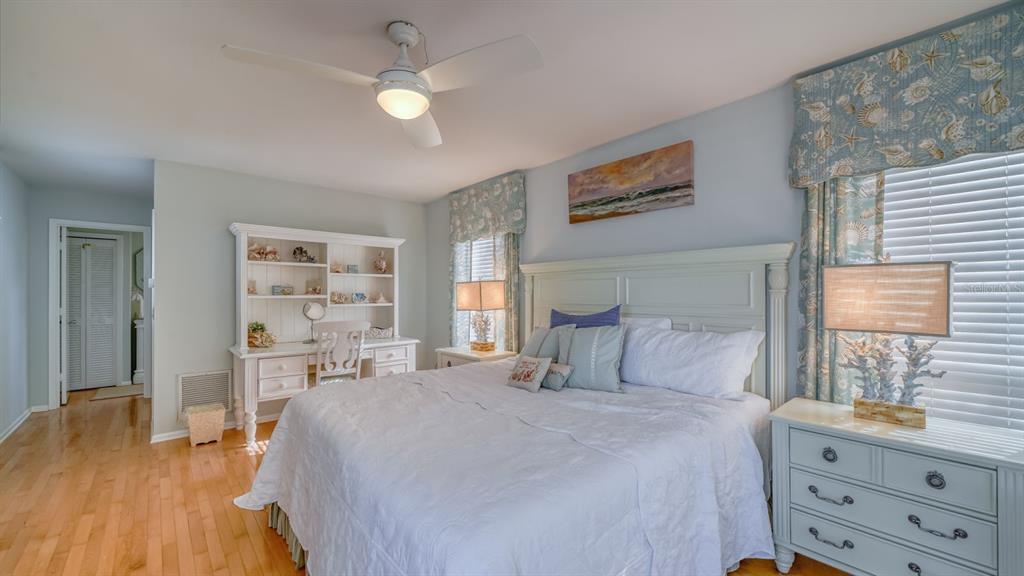 Image 35 of 91 For 6570 Manasota Key Road