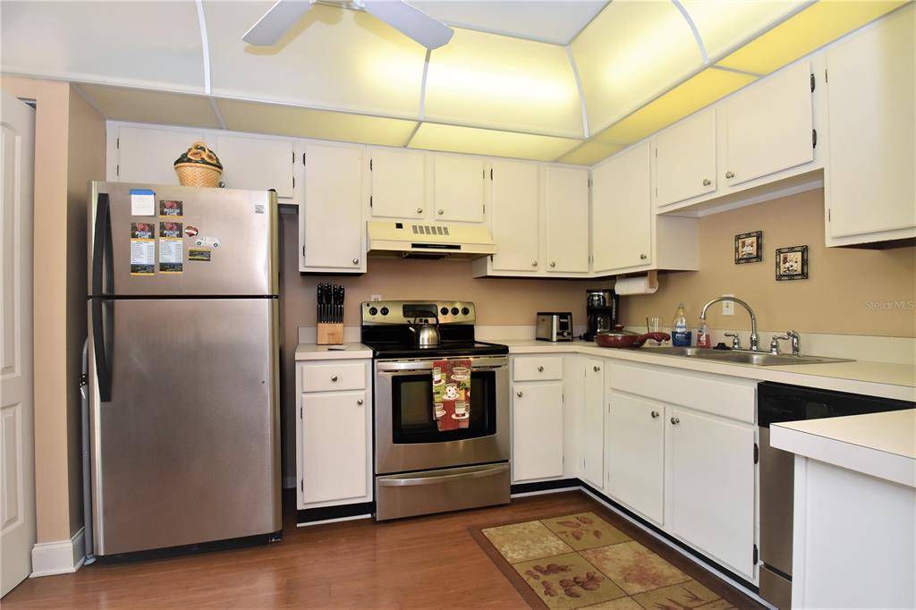Image 2 of 35 For 1637 Brookhouse Court Br243