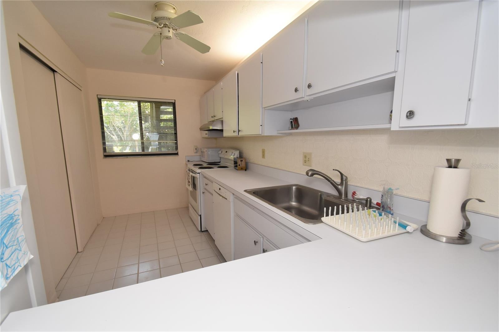 Image 3 of 29 For 1511 Pelican Point Drive Ba180