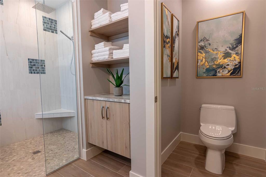 Image 15 of 27 For 1140 Seaside Drive 101