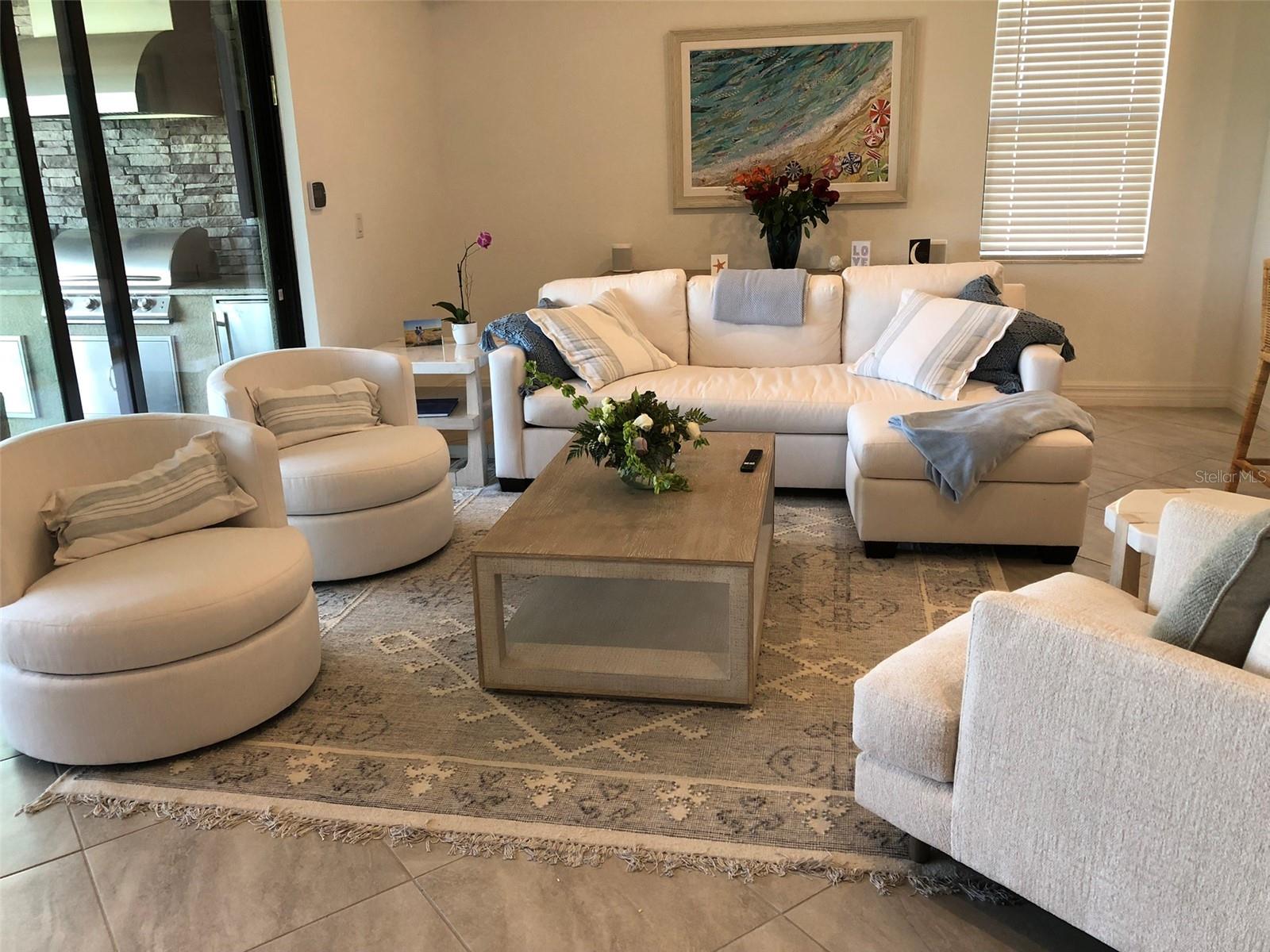 Image 7 of 37 For 5720 Cheech Glen