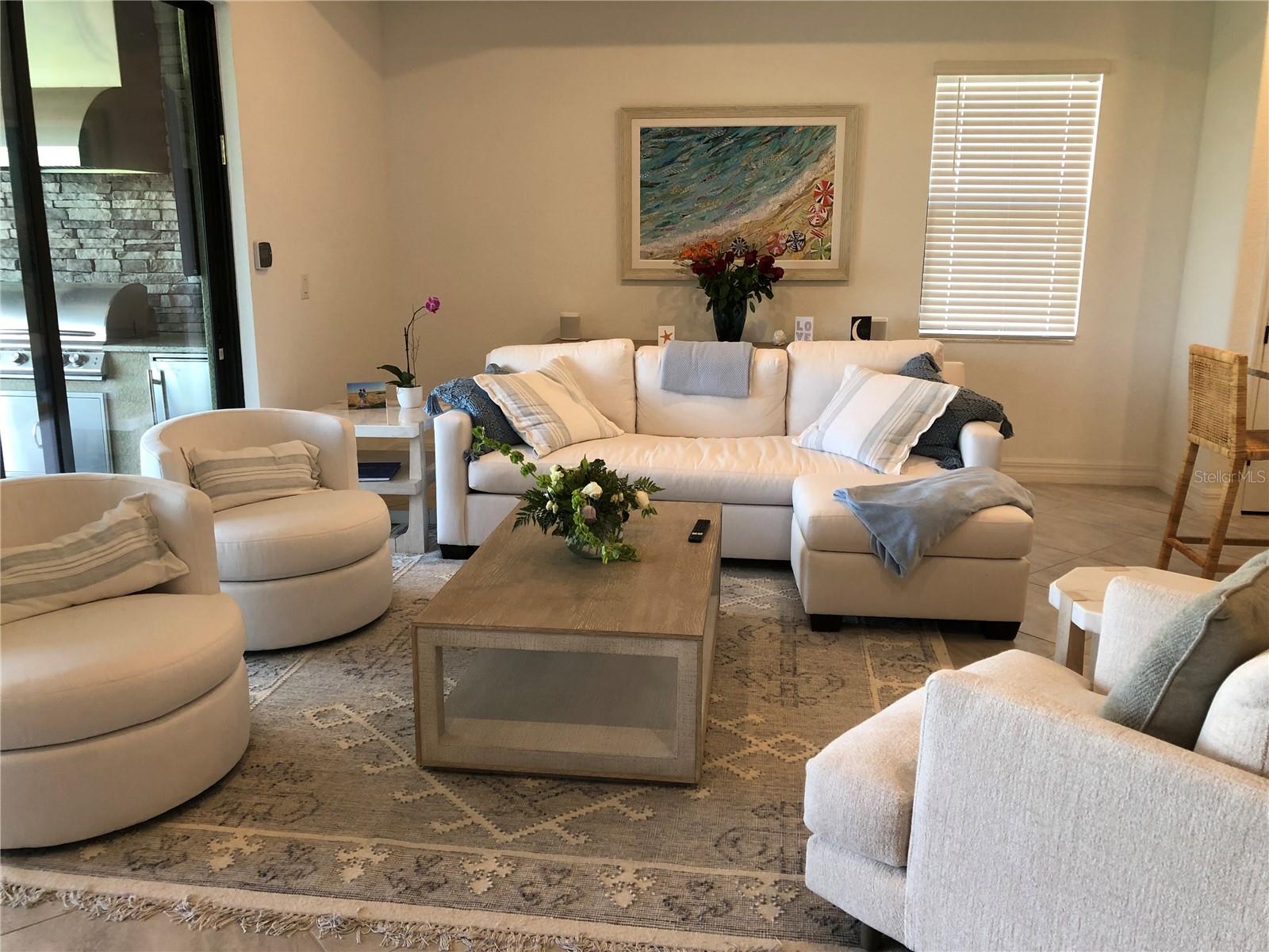 Image 8 of 37 For 5720 Cheech Glen