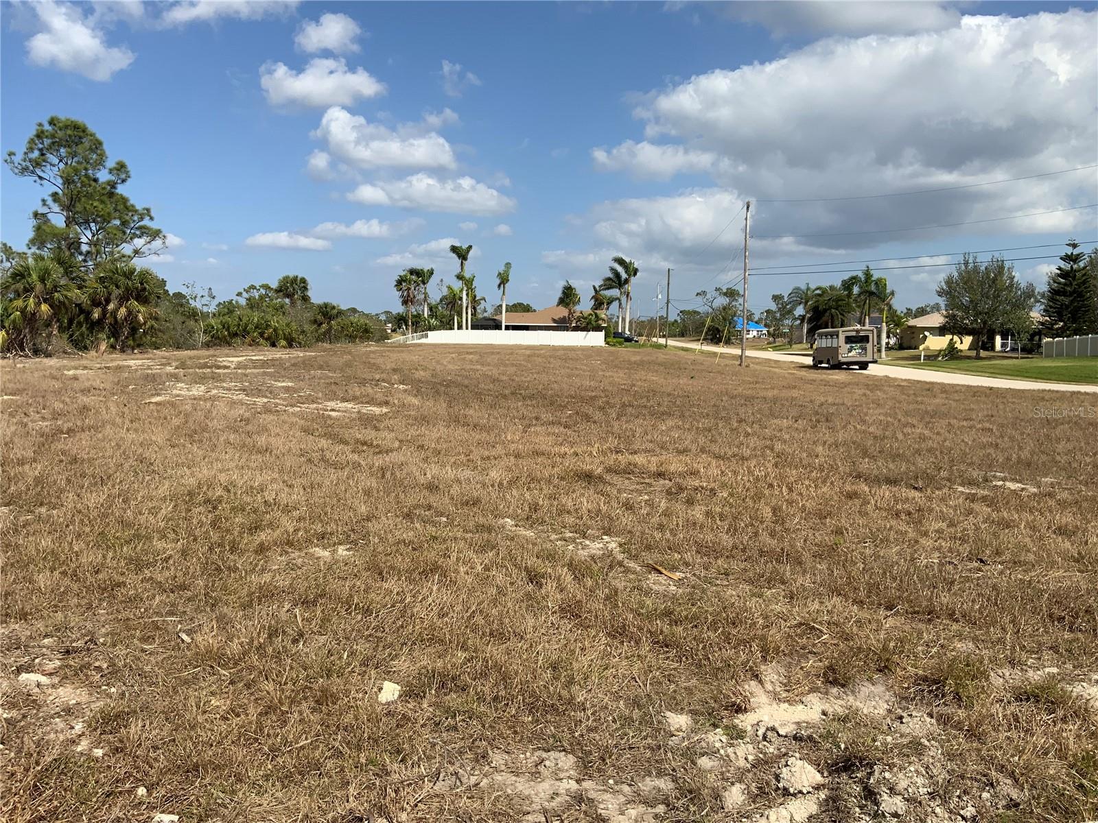 Image 14 of 18 For 2113 43rd Lane