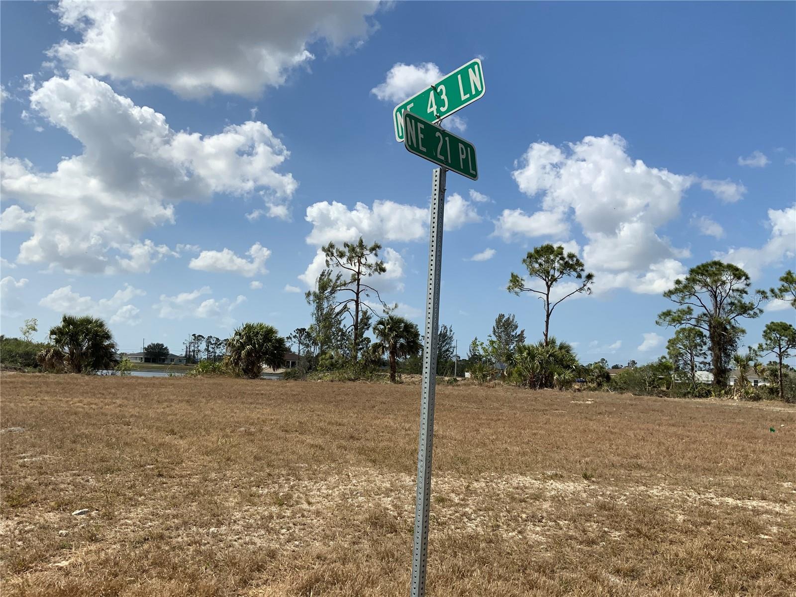 Image 15 of 18 For 2113 43rd Lane