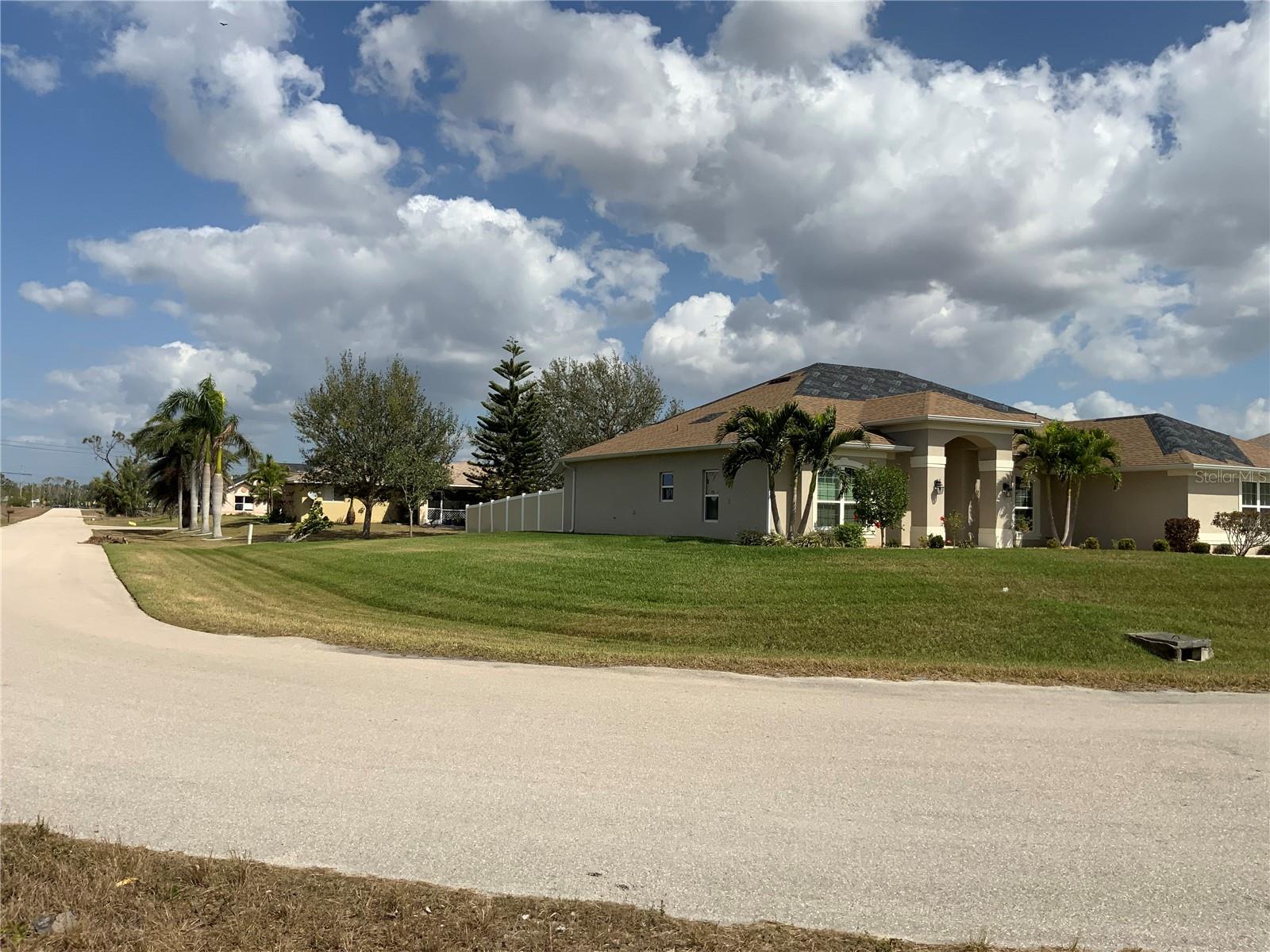 Image 17 of 18 For 2113 43rd Lane