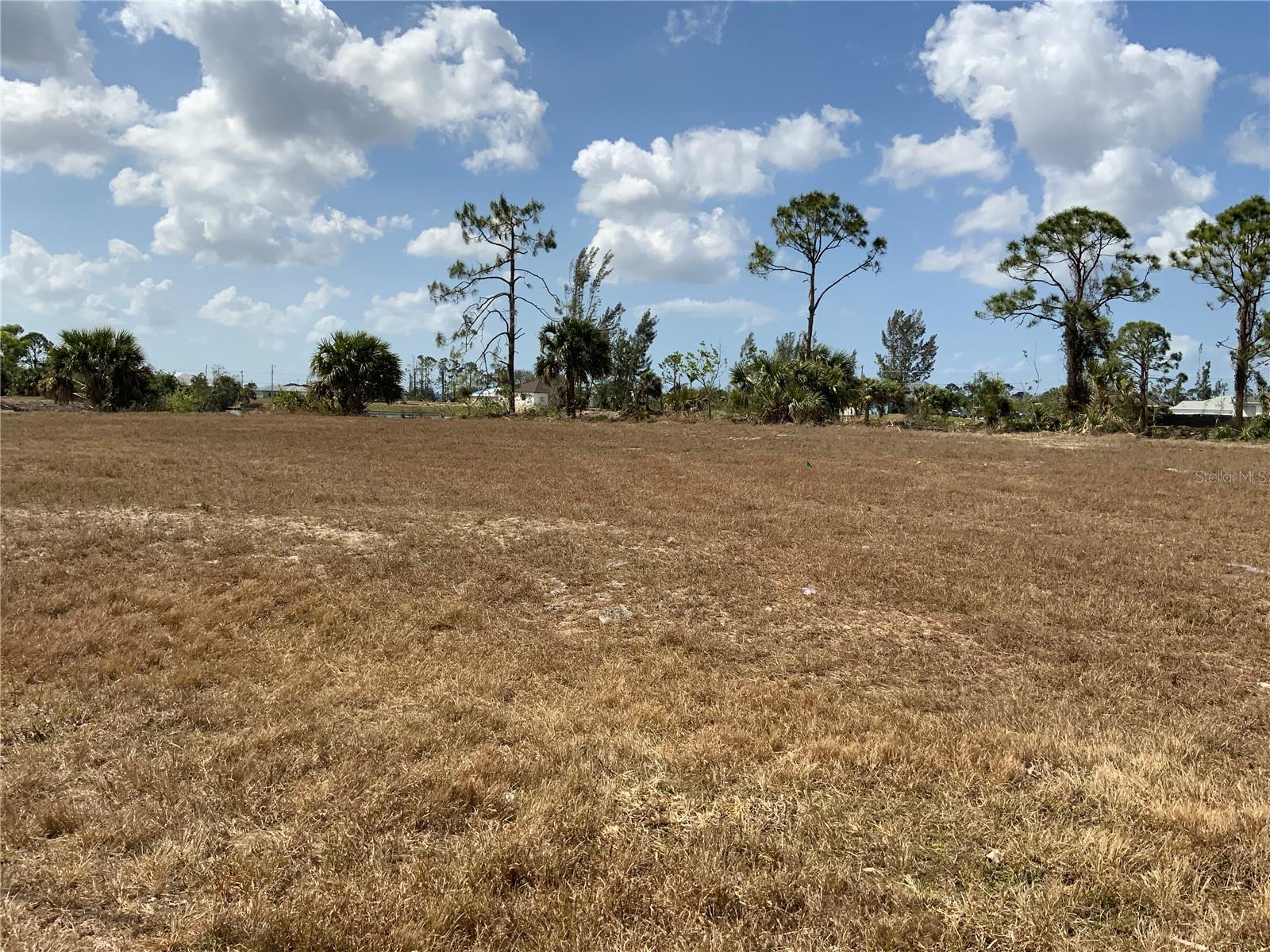 Image 4 of 18 For 2113 43rd Lane