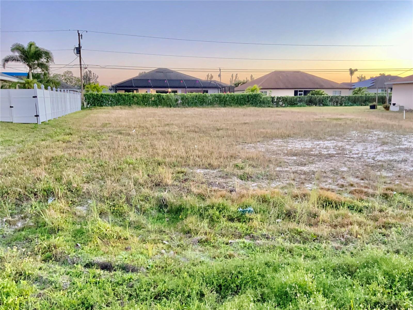 Image 3 of 6 For 312 19th Lane