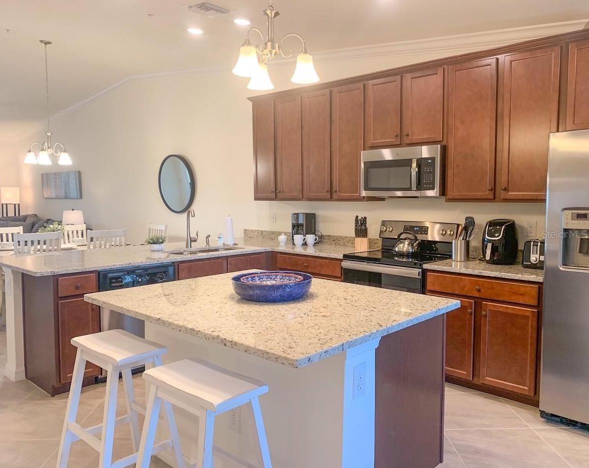 Image 17 of 40 For 5710 Palmer Circle 202
