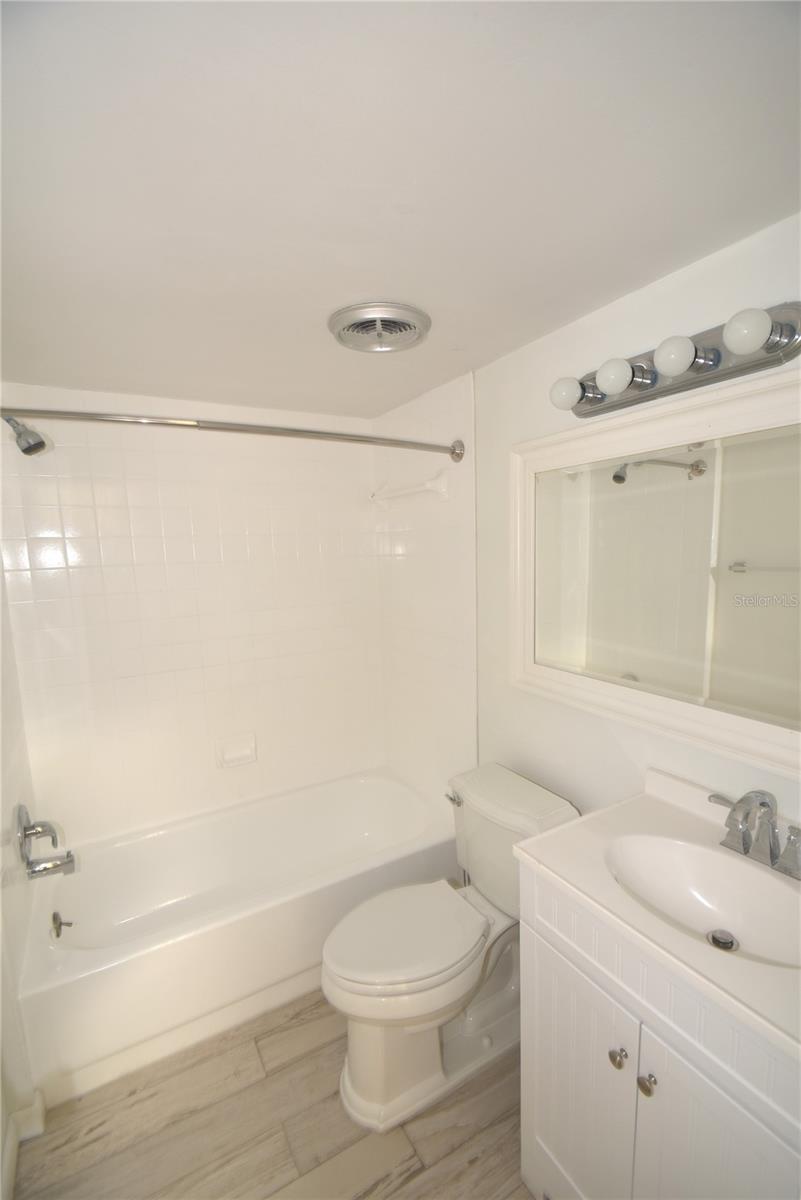 Image 10 of 26 For 1709 Pelican Cove Road Gl446