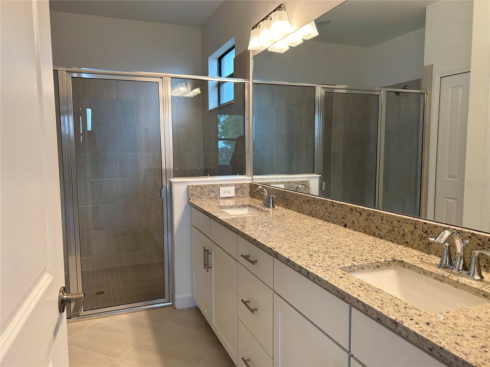 Image 10 of 35 For 15513 White Linen Drive