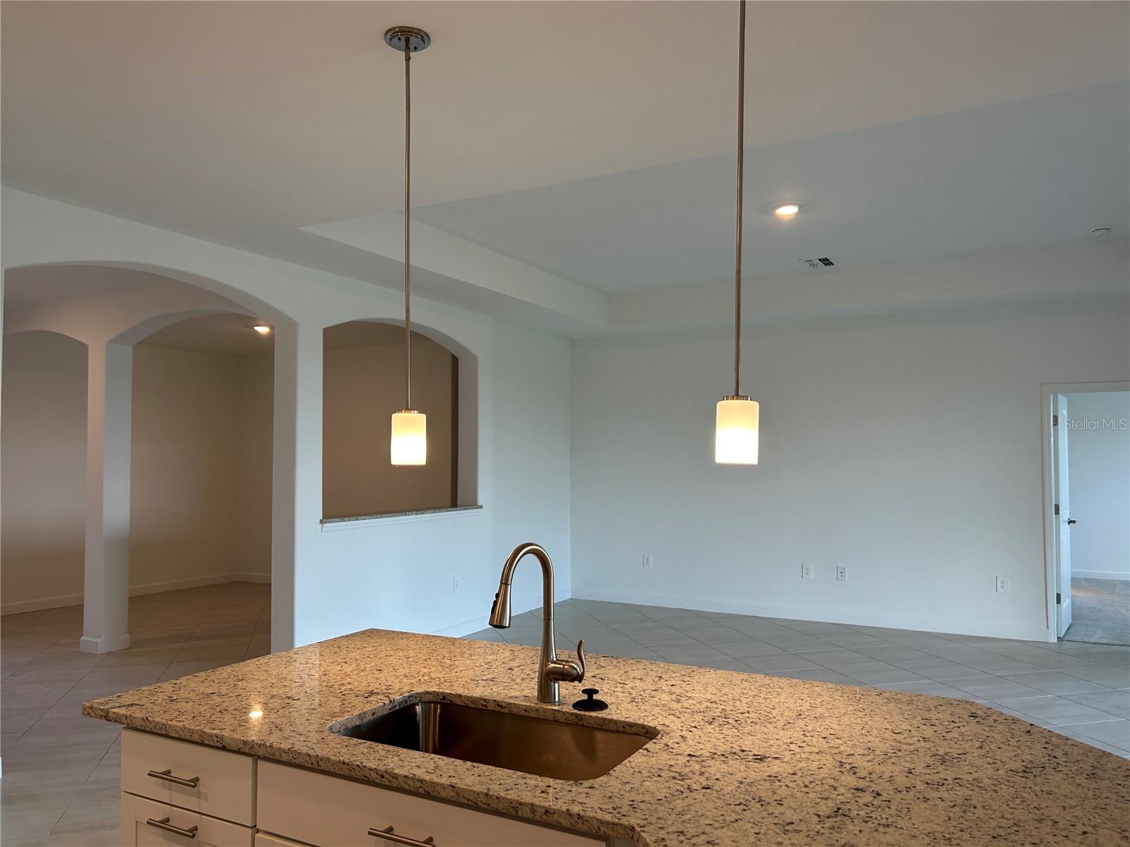 Image 8 of 35 For 15513 White Linen Drive