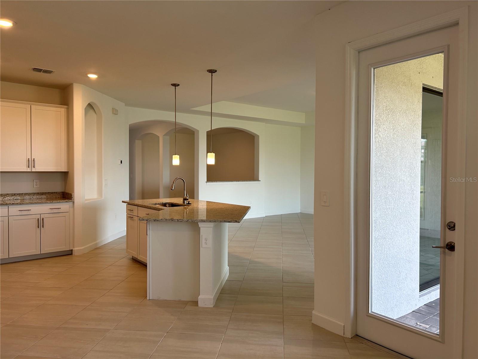 Image 9 of 35 For 15513 White Linen Drive