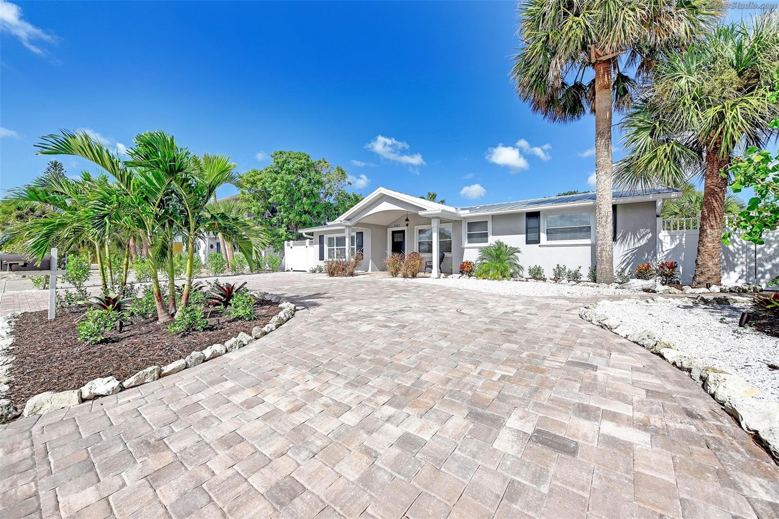 Details for 345 Avenida Leona, SARASOTA, FL 34242