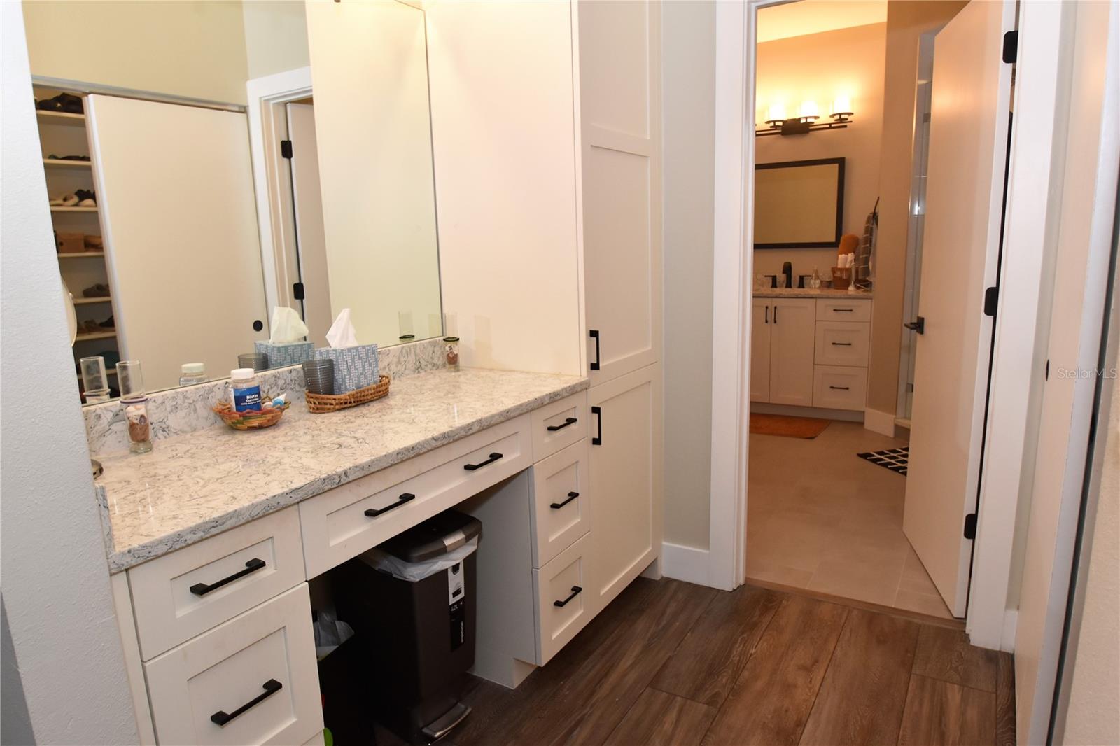 Image 20 of 24 For 1631 Starling Drive 204