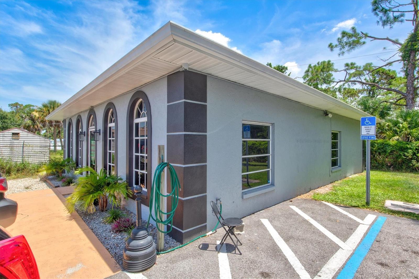 Image 12 of 62 For 340 Tamiami Trail