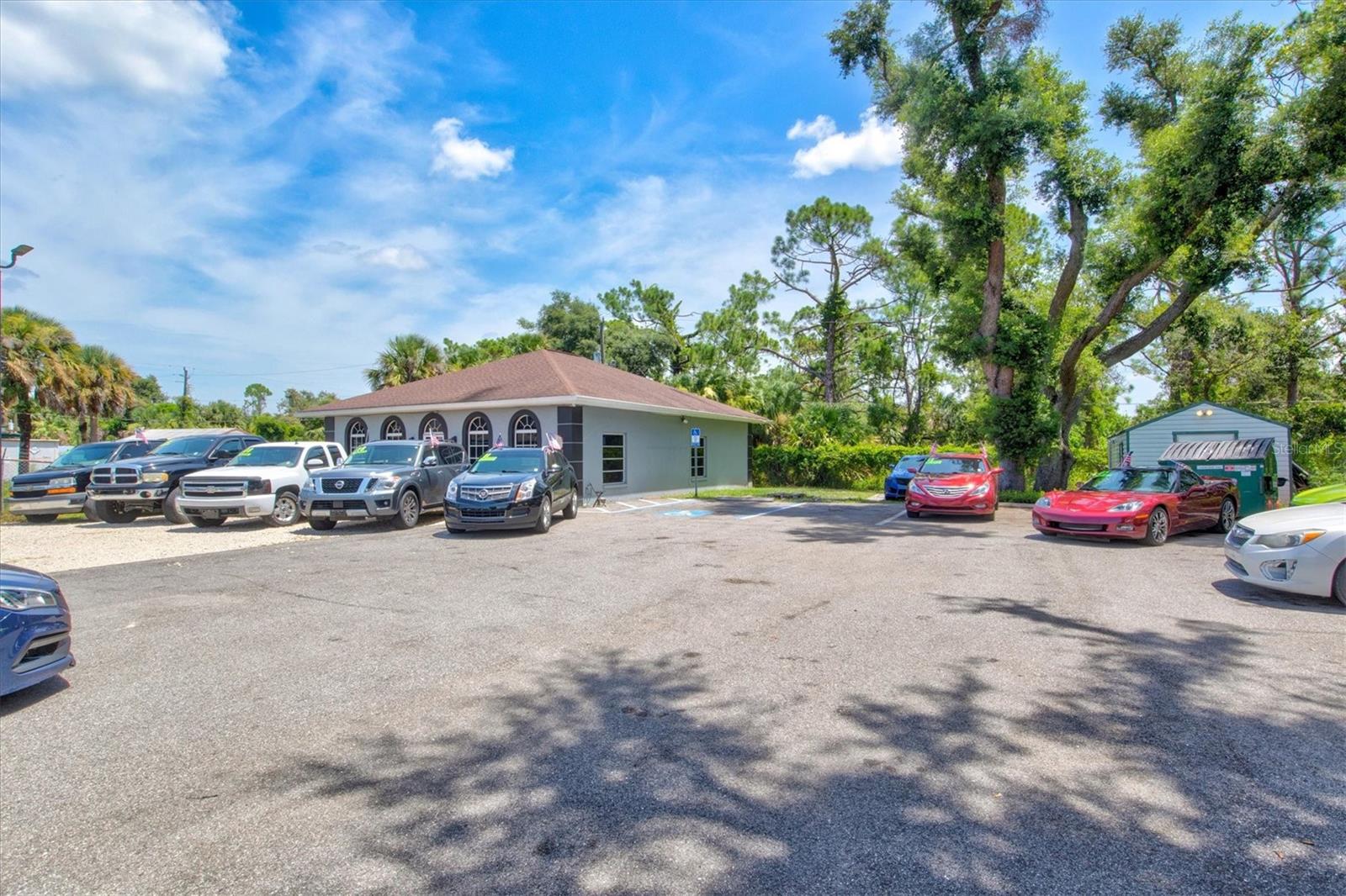 Image 8 of 62 For 340 Tamiami Trail