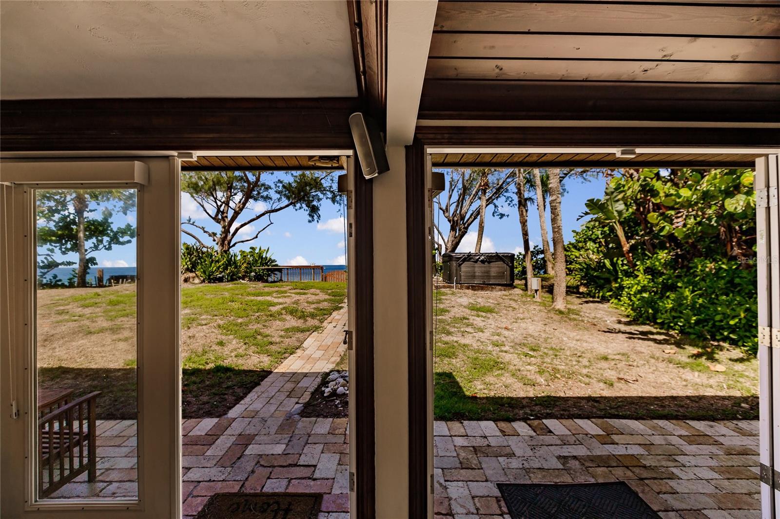 Listing photo id 33 for 7580 Manasota Key Road