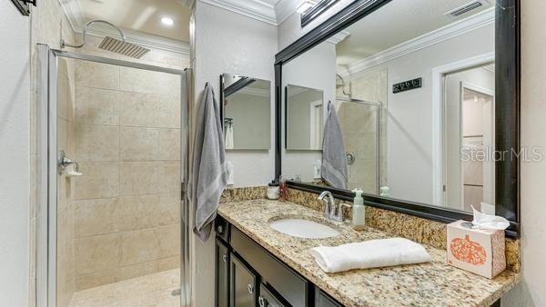 Image 21 of 46 For 16706 Vardon Terrace 303
