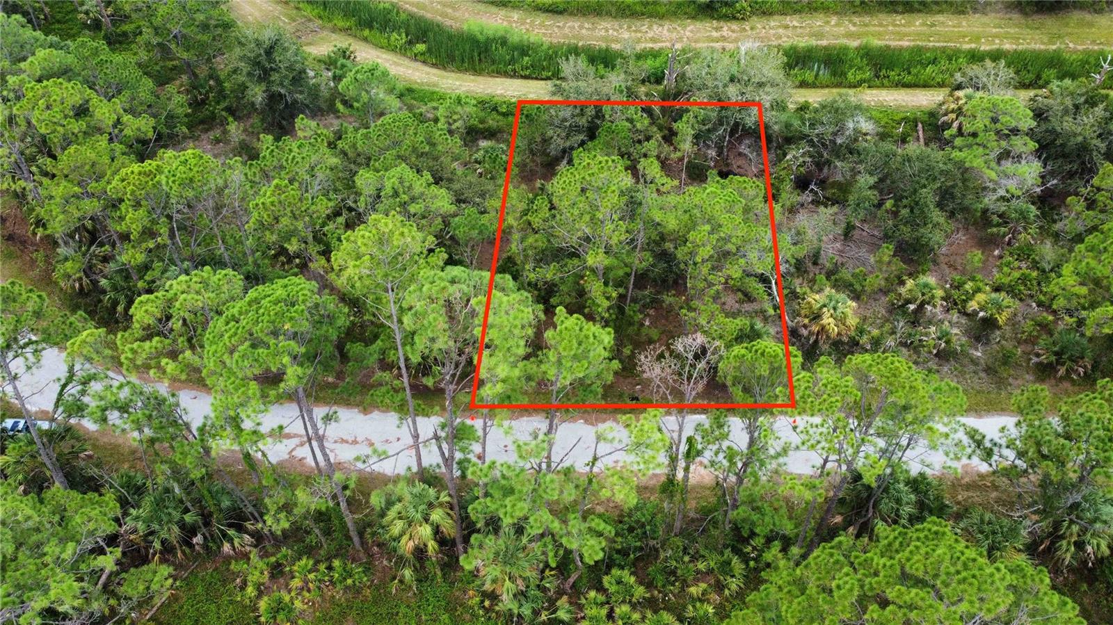 Listing photo id 1 for  Apricola Rd  