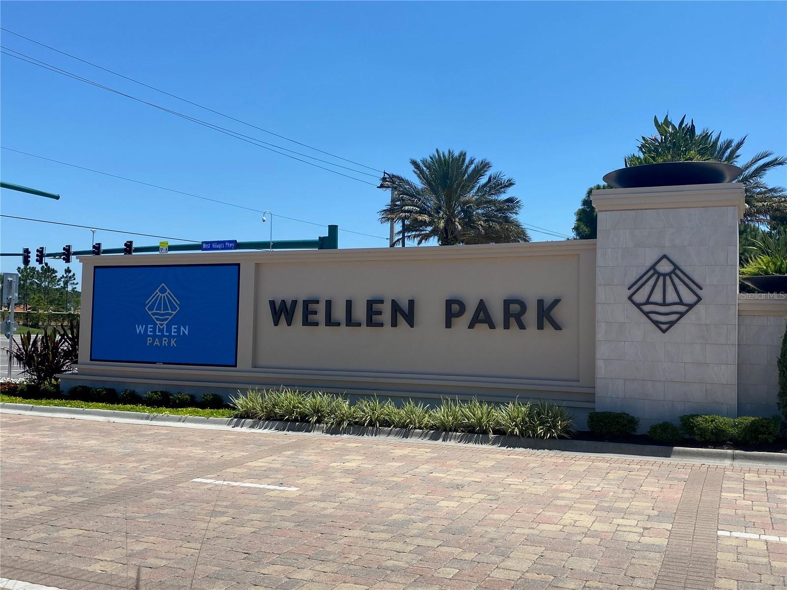 Listing photo id 5 for  Apricola Rd  