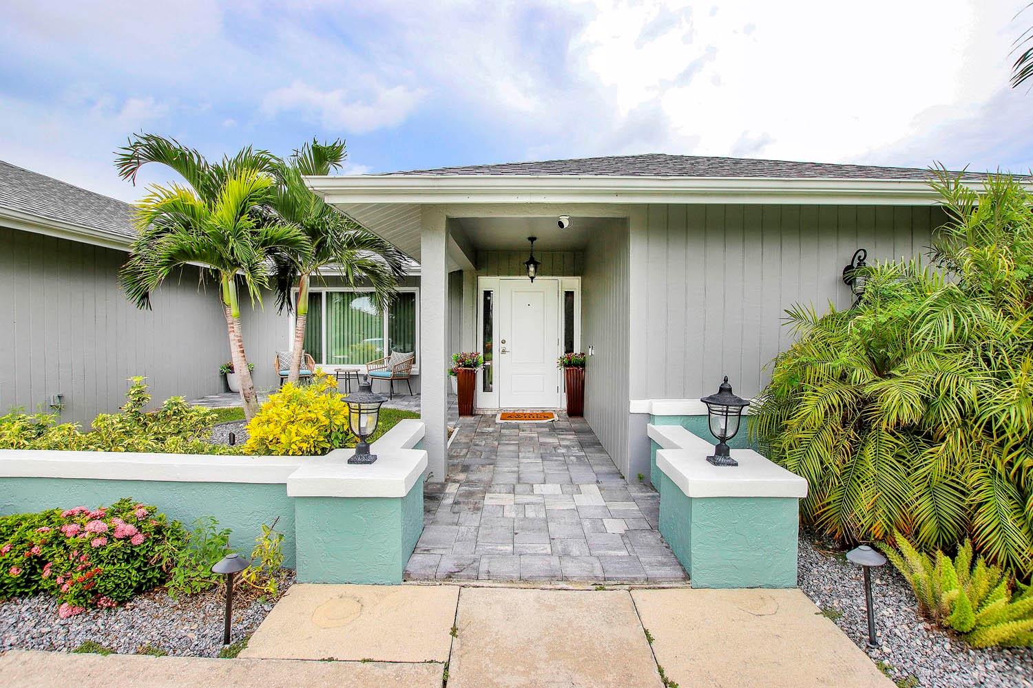 Image 65 of 100 For 3328 18th Avenue