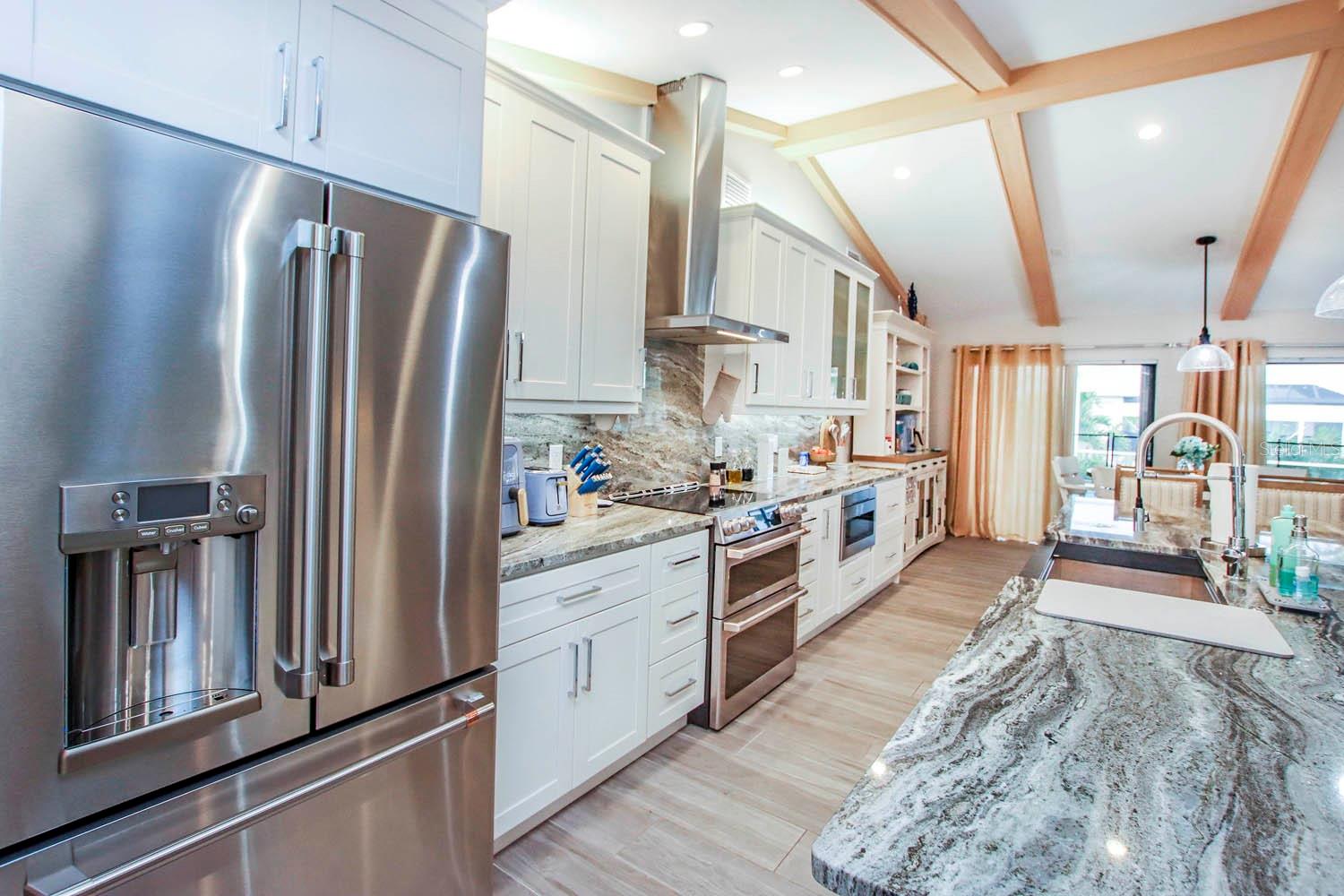 Image 91 of 100 For 3328 18th Avenue