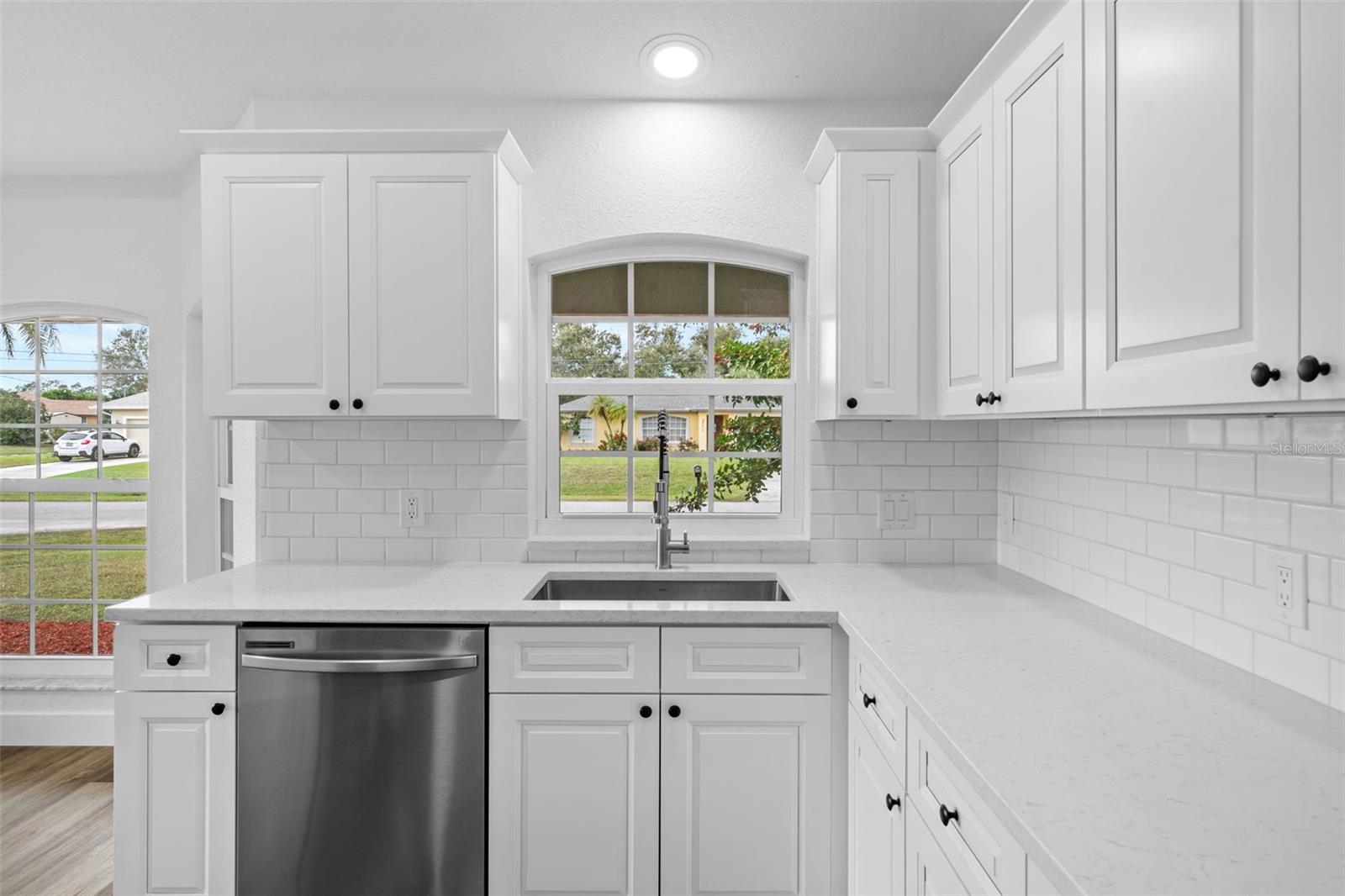 Image 35 of 75 For 4892 Crabapple Avenue