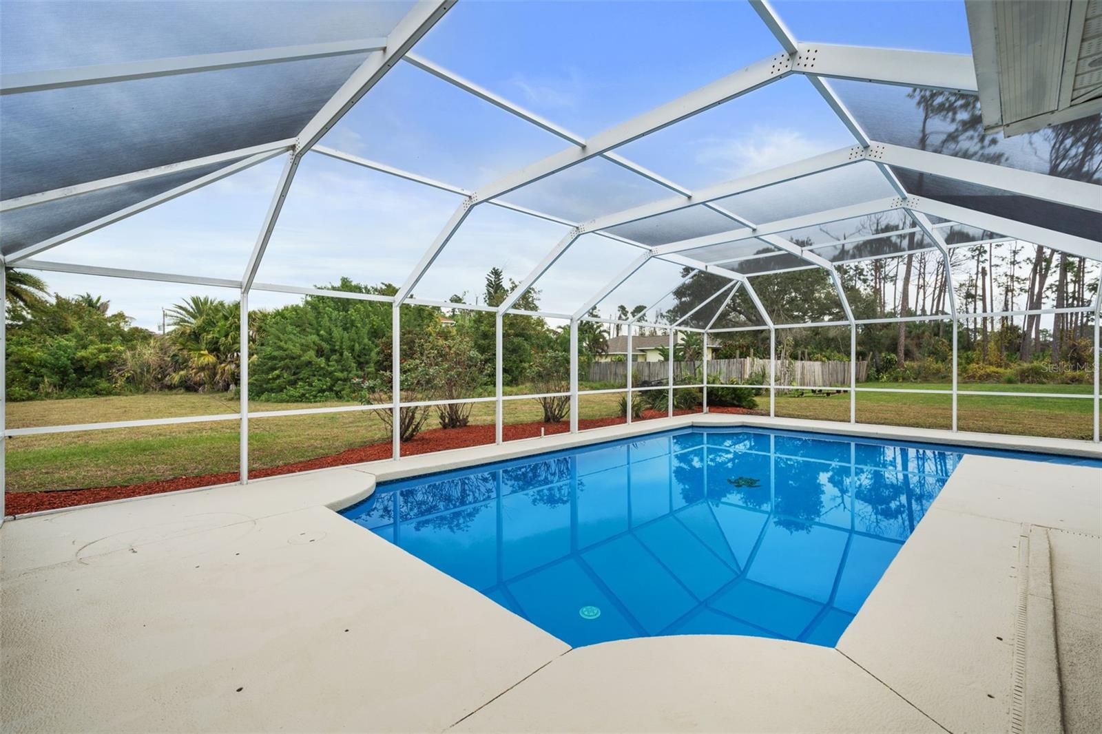 Image 42 of 75 For 4892 Crabapple Avenue