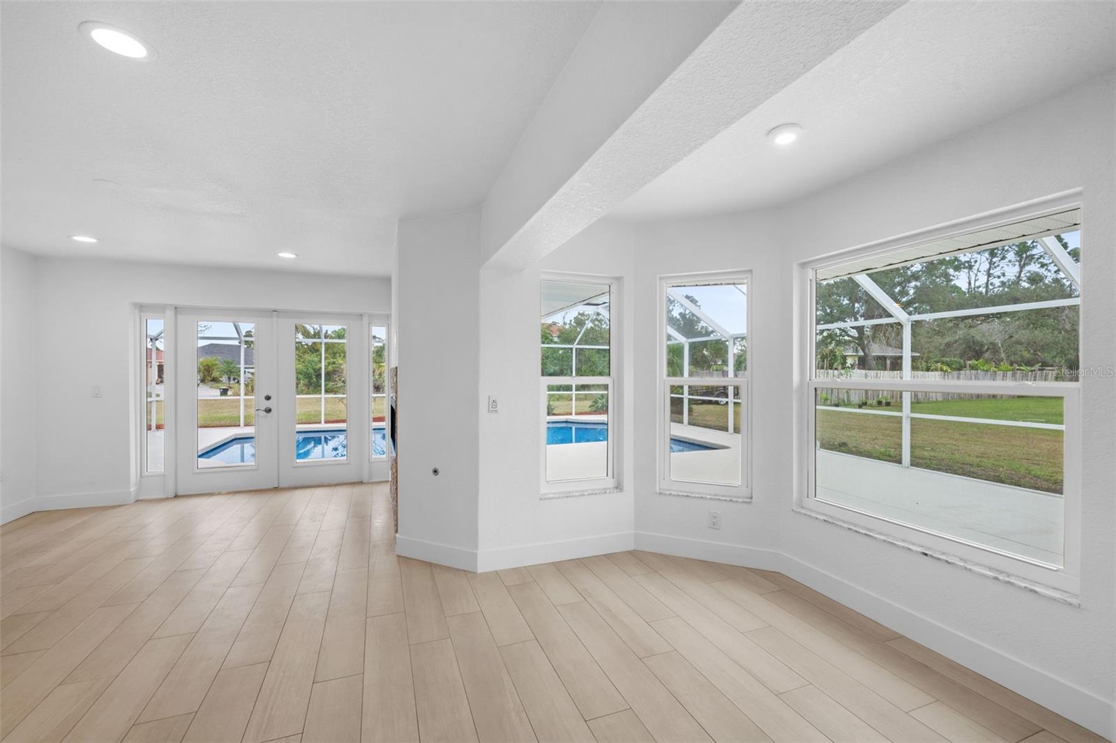 Image 48 of 75 For 4892 Crabapple Avenue