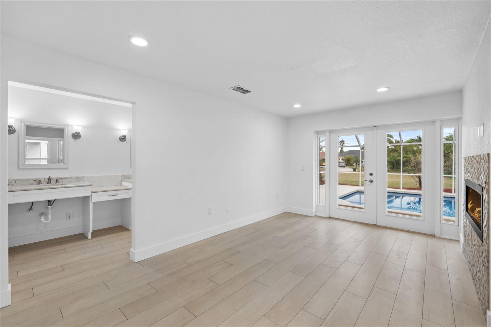 Image 50 of 75 For 4892 Crabapple Avenue