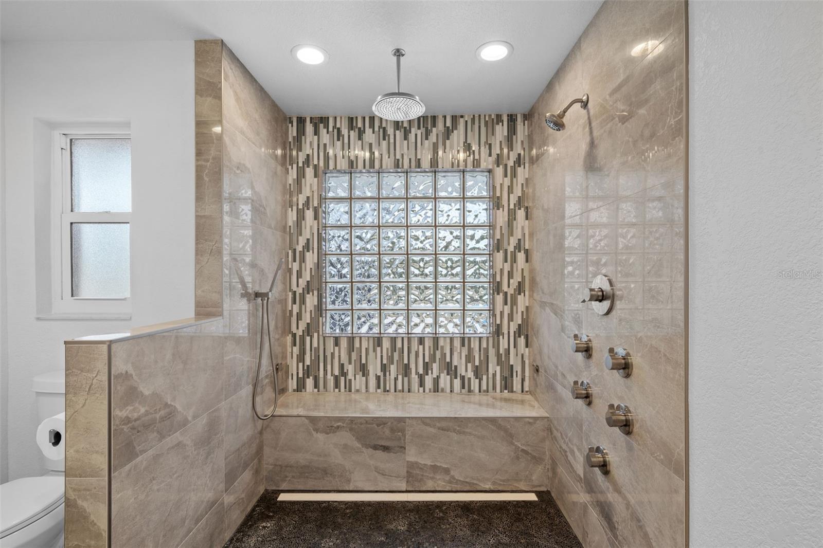 Image 55 of 75 For 4892 Crabapple Avenue