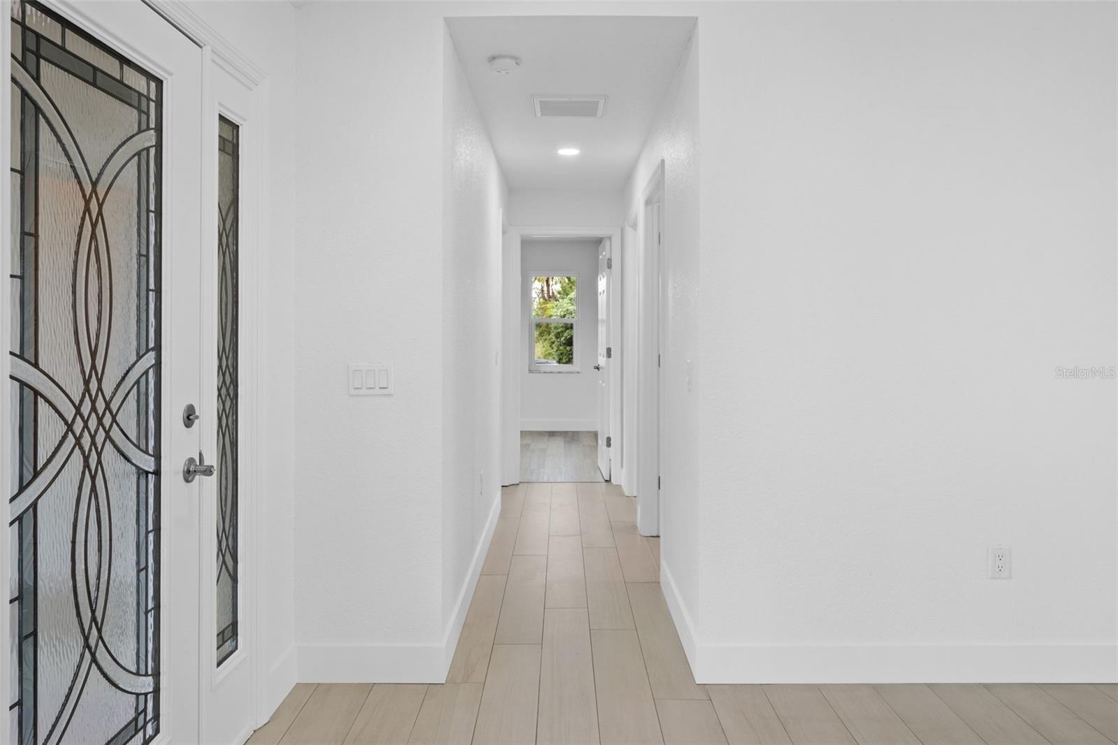 Image 61 of 75 For 4892 Crabapple Avenue