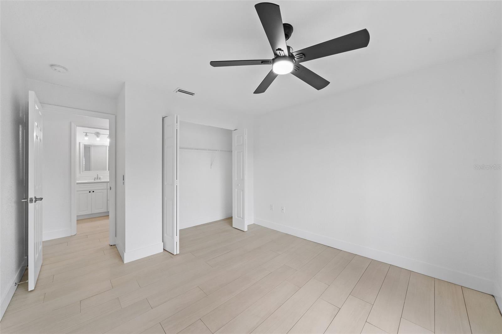 Image 67 of 75 For 4892 Crabapple Avenue