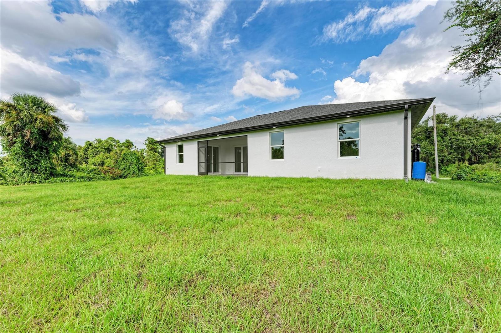 Listing photo id 30 for 2133 Selover Road