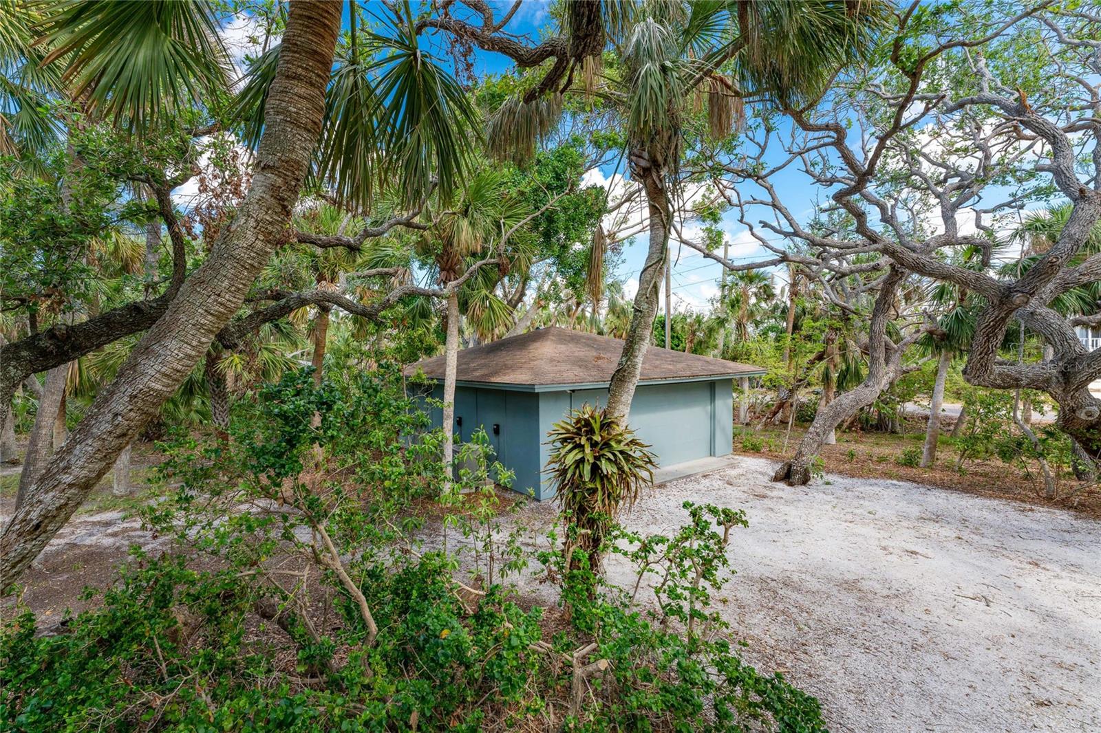 Image 41 of 95 For 6580 Manasota Key Road