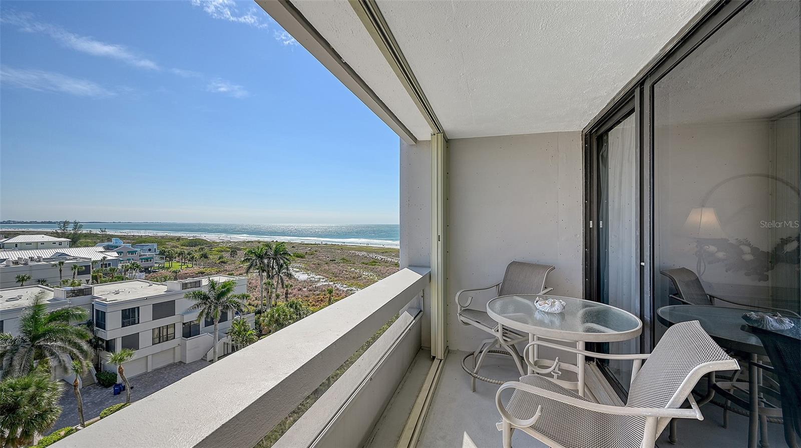 Image 11 of 62 For 5400 Ocean Boulevard 6-4