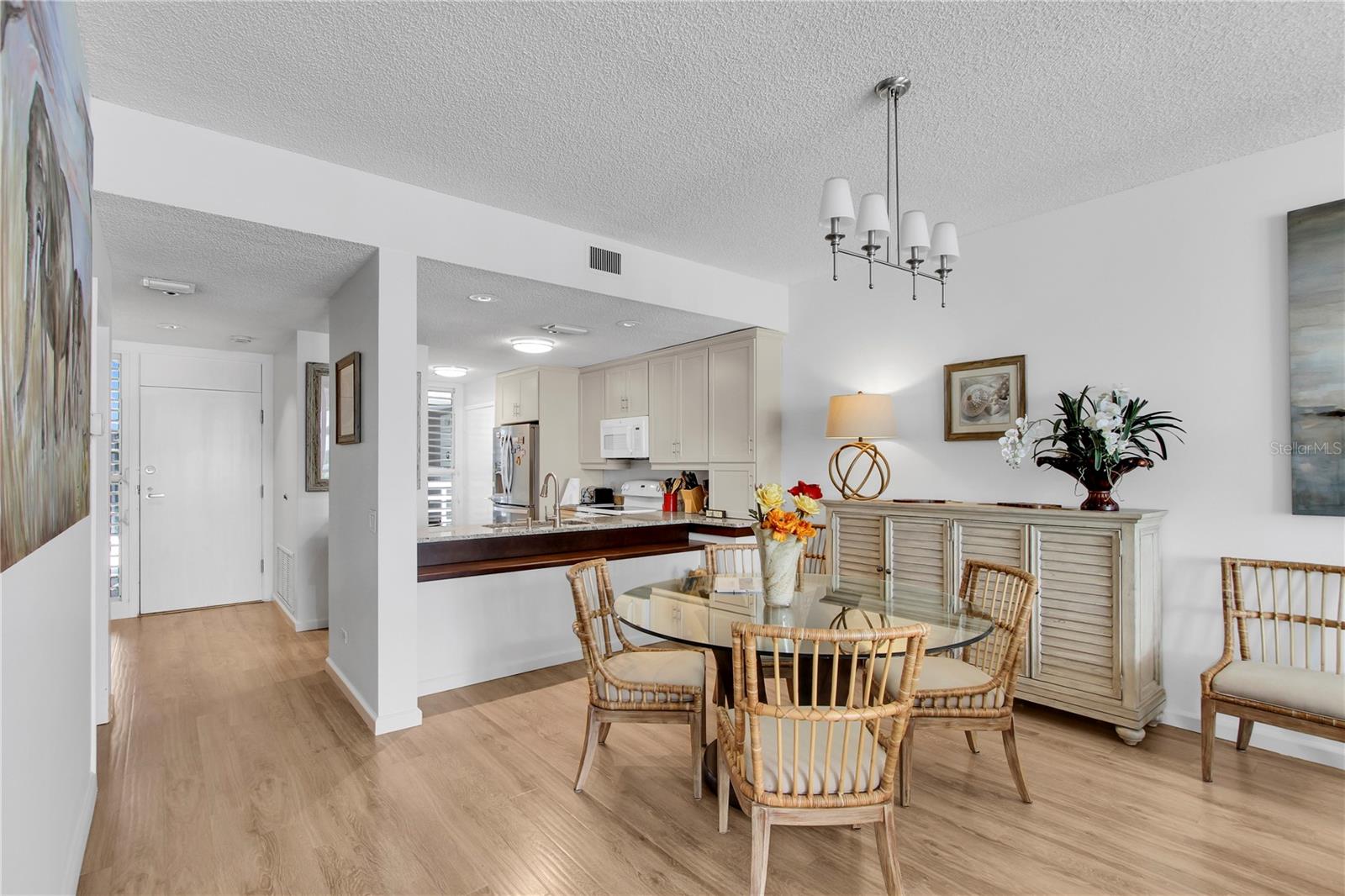 Image 11 of 66 For 615 Dream Island Road 202