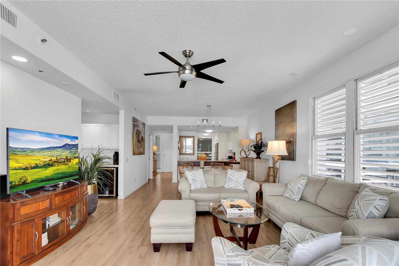 Image 12 of 66 For 615 Dream Island Road 202