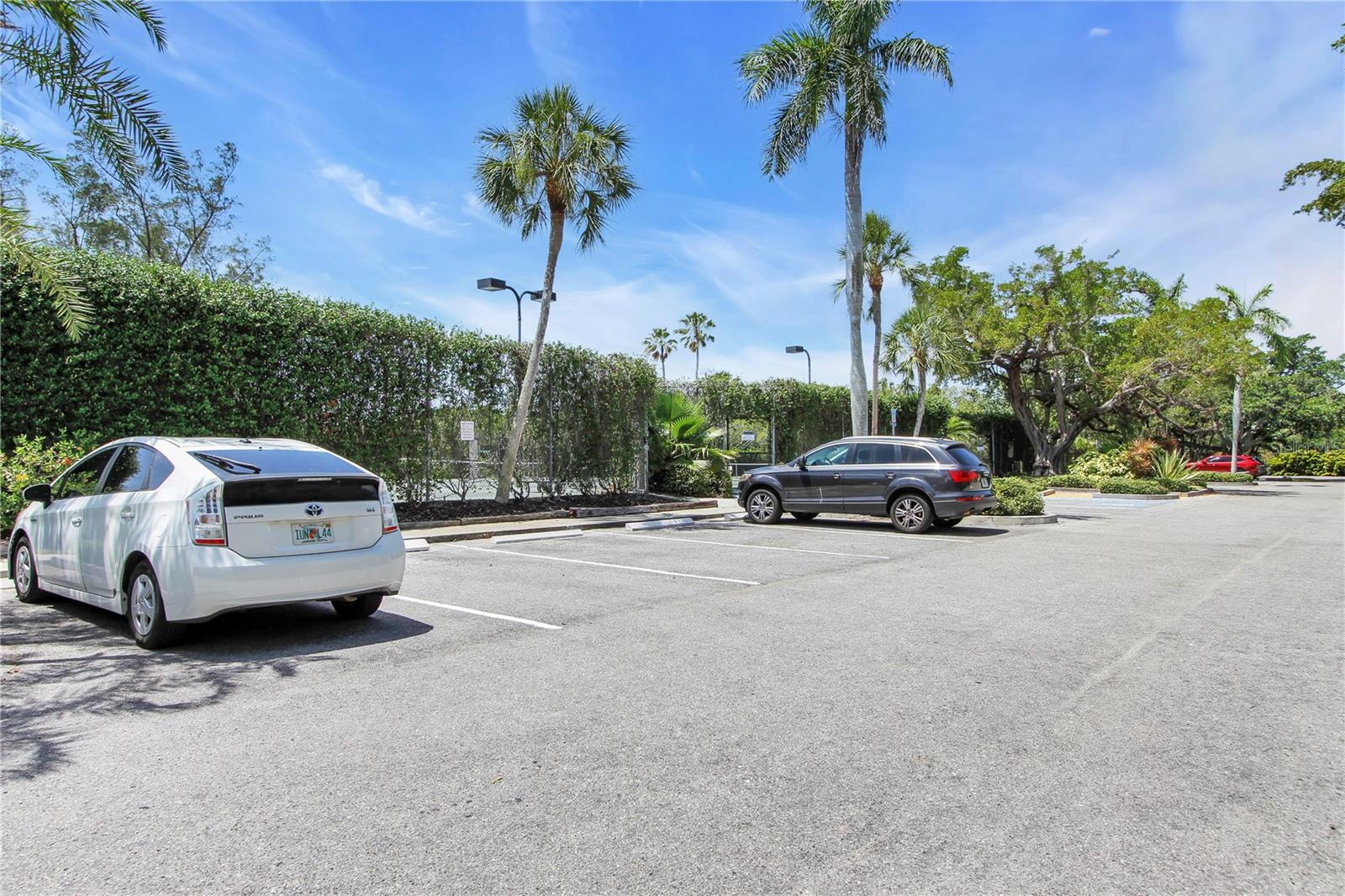 Image 24 of 66 For 615 Dream Island Road 202