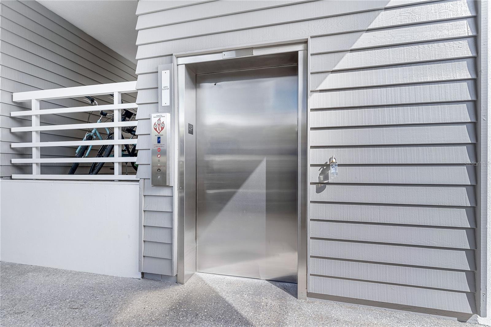 Image 48 of 66 For 615 Dream Island Road 202