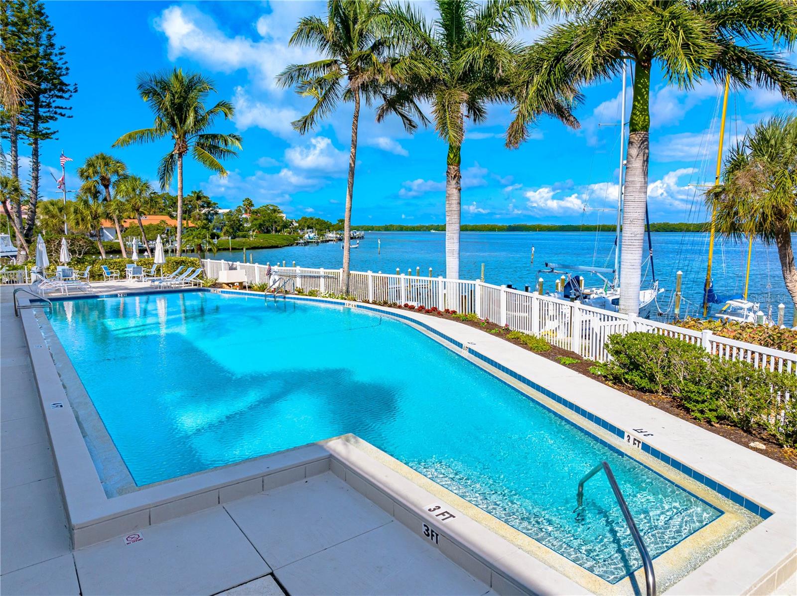 Image 56 of 66 For 615 Dream Island Road 202