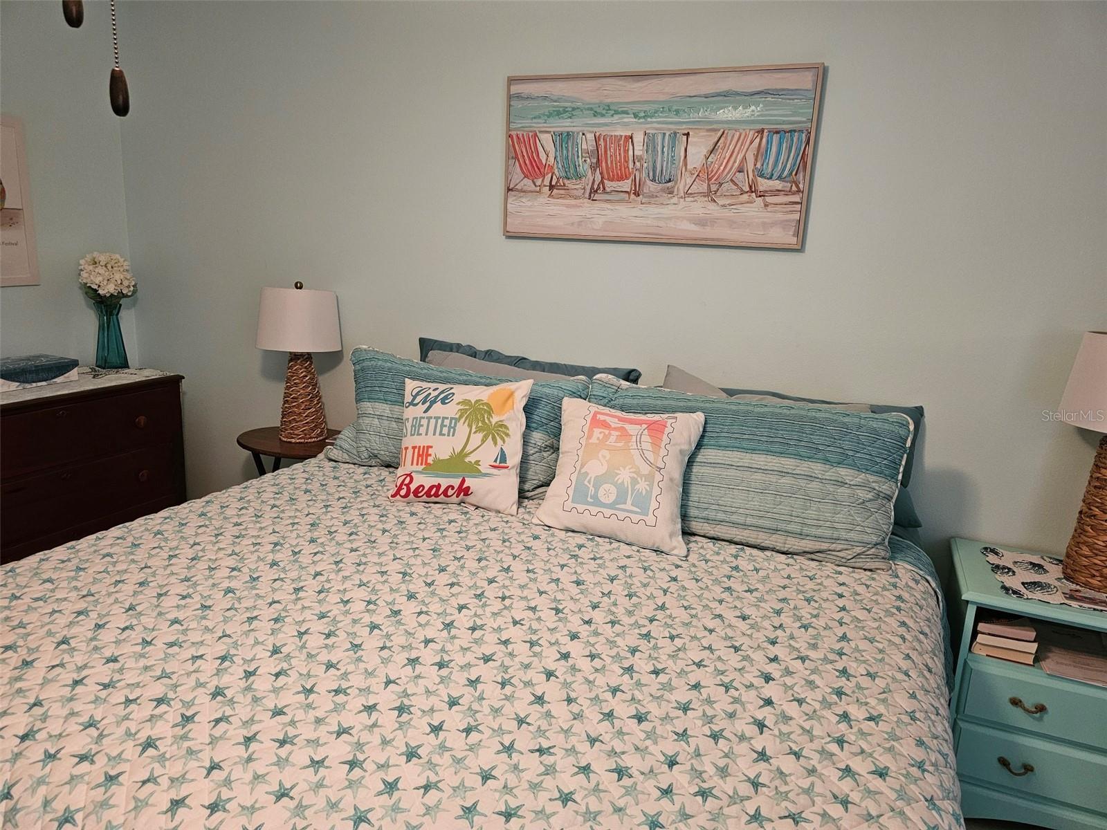 Image 16 of 41 For 409 Palm Tree Drive 409